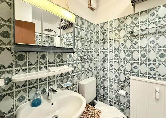 Inge - Klein Und Gemuetlich Fuer Ganze Familie * ノネンホルン